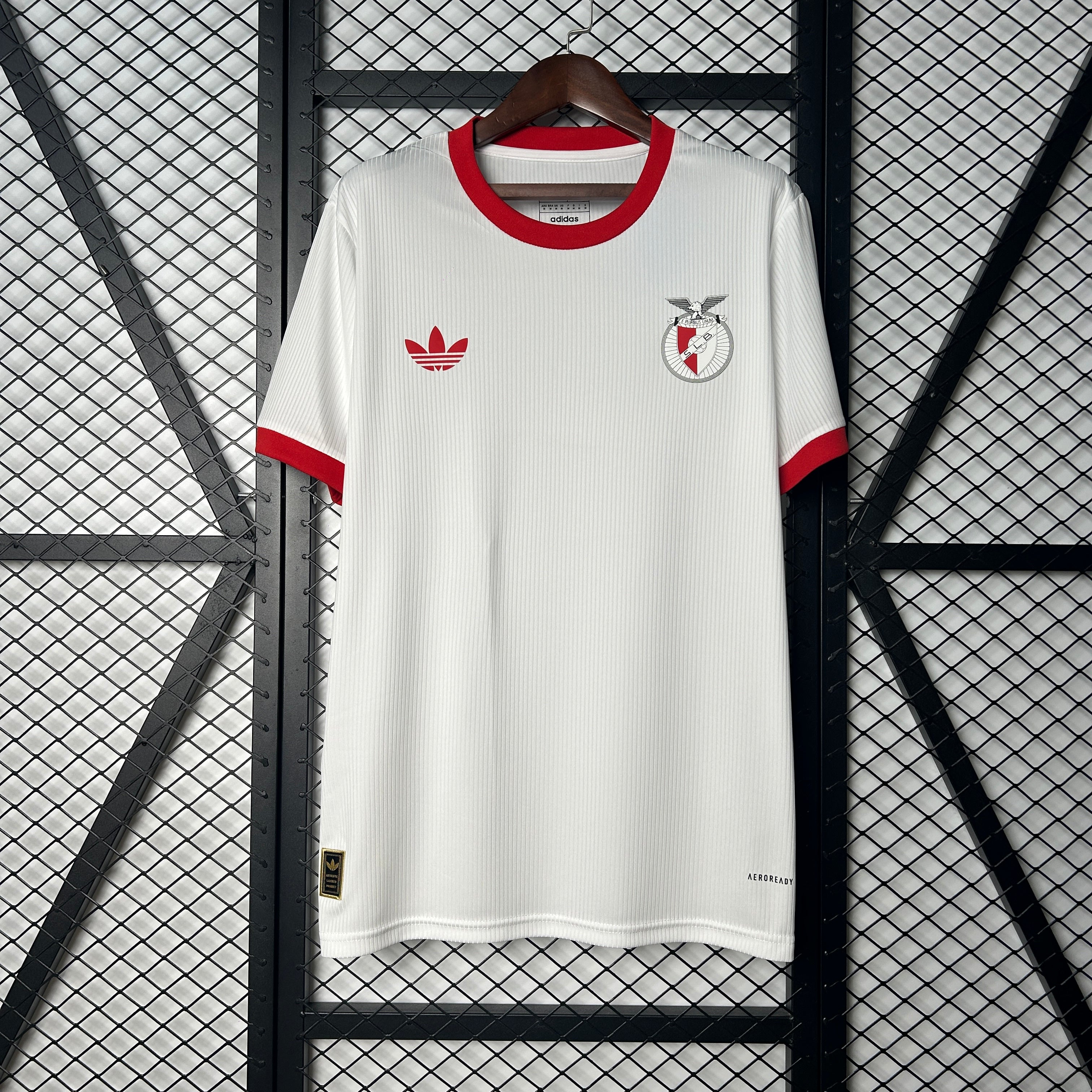 Camisola Retro Old SL Benfica 2025/2026