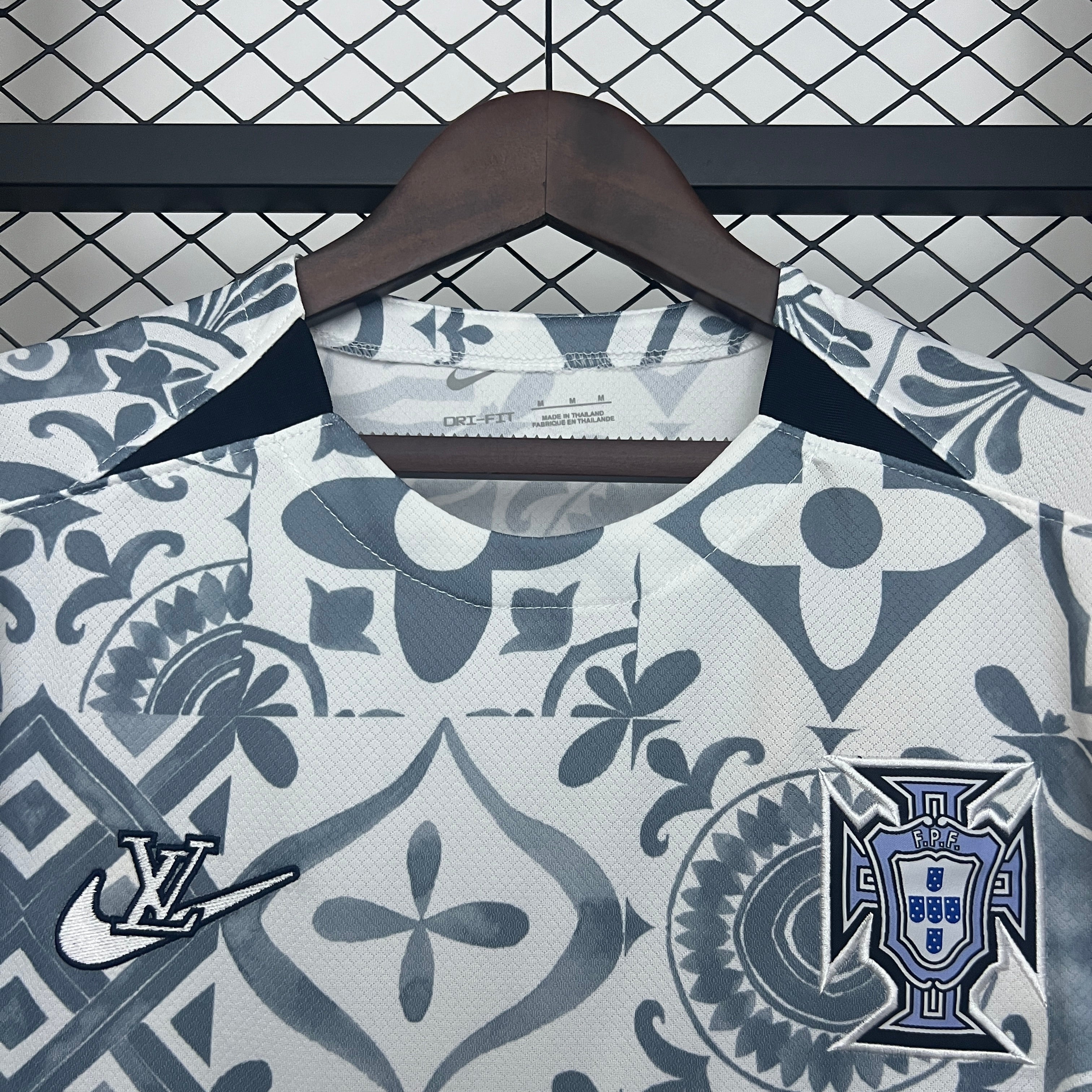 Camisola Portugal Edição Especial | Louis Vuitton | 2025