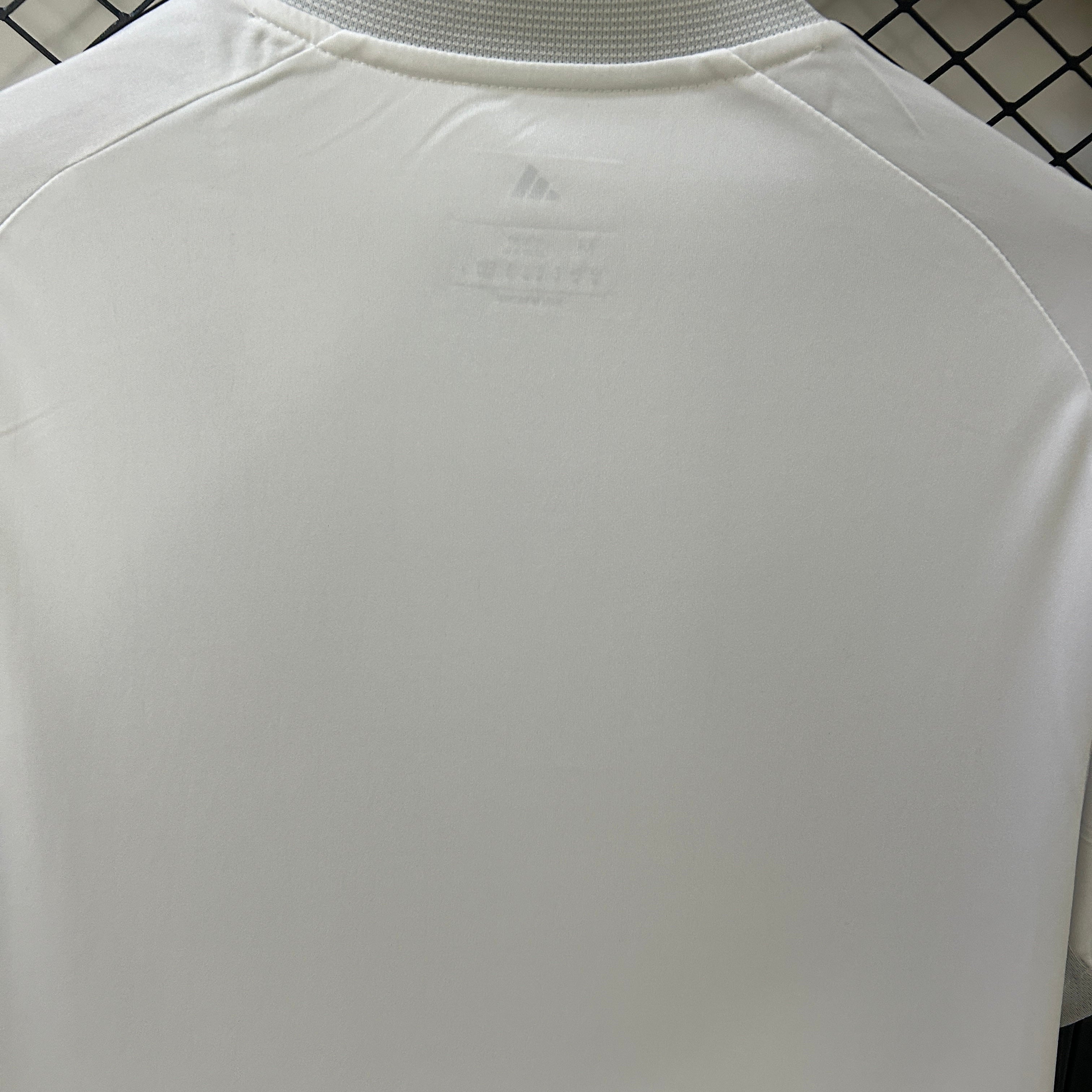 Camisola Principal Real Madrid 2025/2026