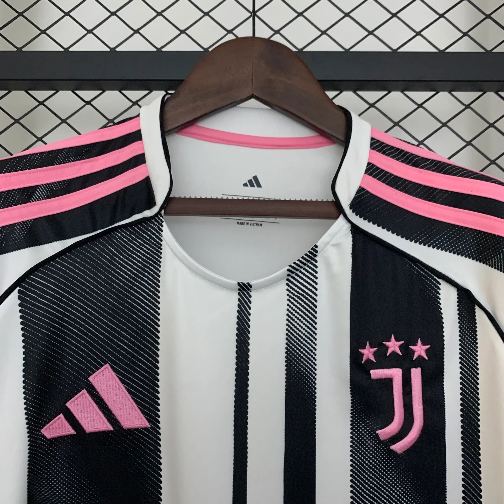 Camisola Principal Juventus 2025/2026