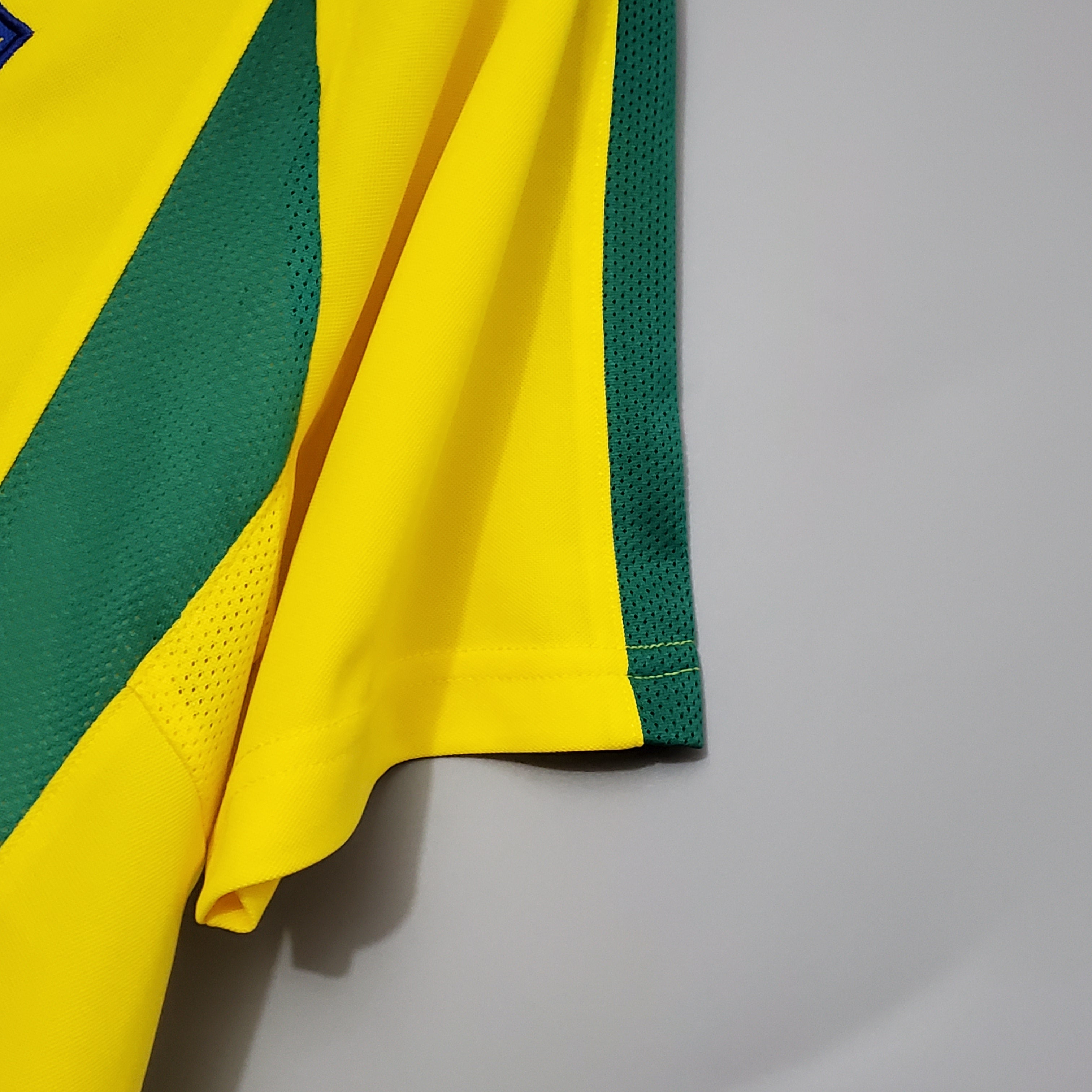 Camisola Retrô Brasil 2002