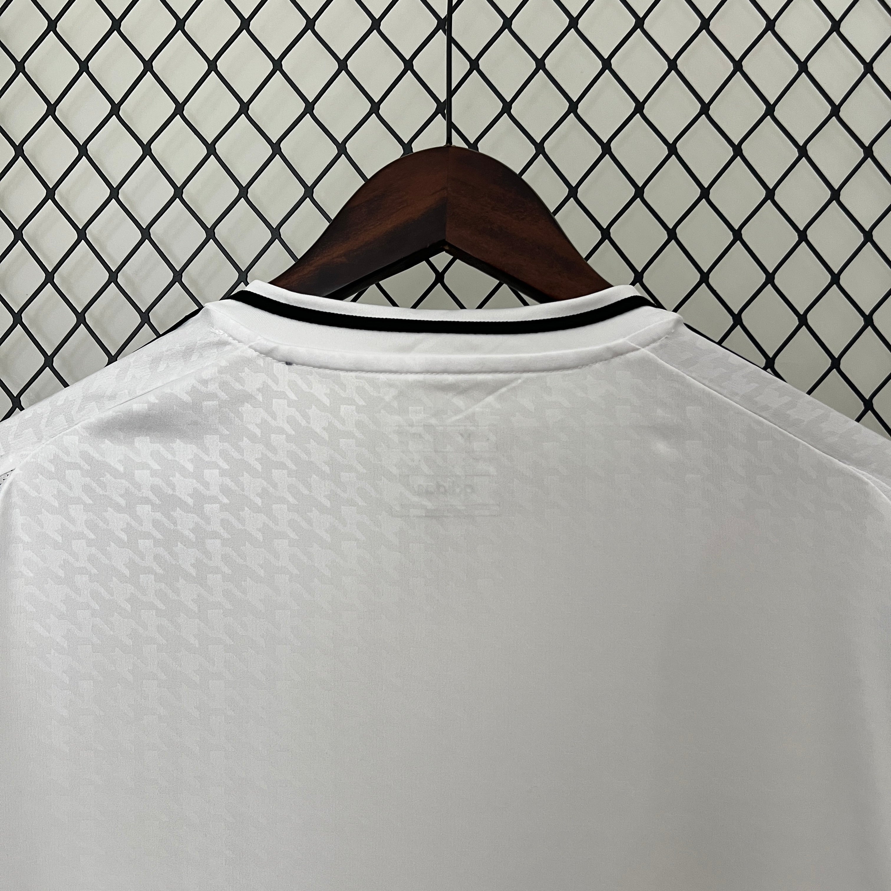 Camisola Principal Real Madrid 2024/2025