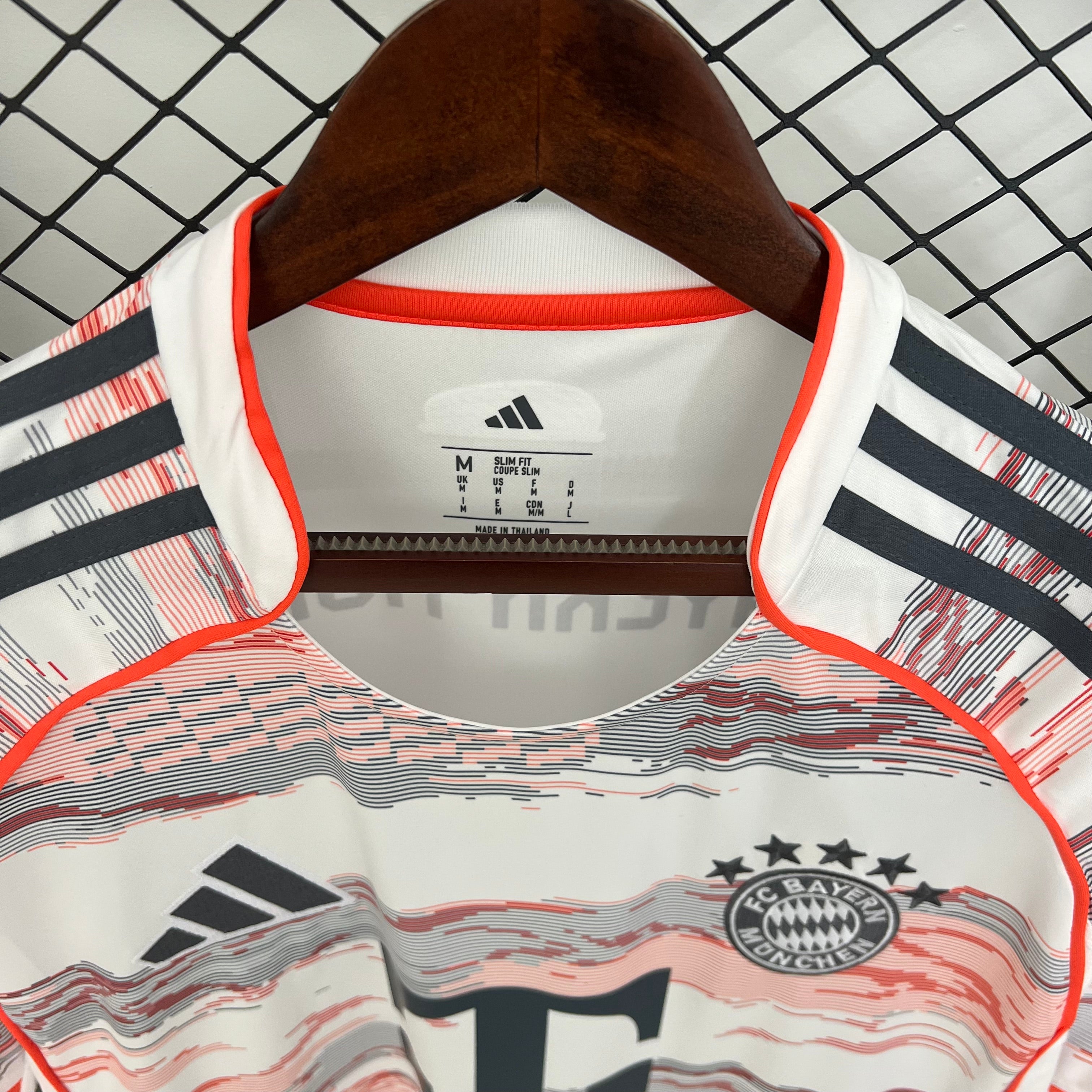 Camisola Alternativa Bayern Munique 2025/2026
