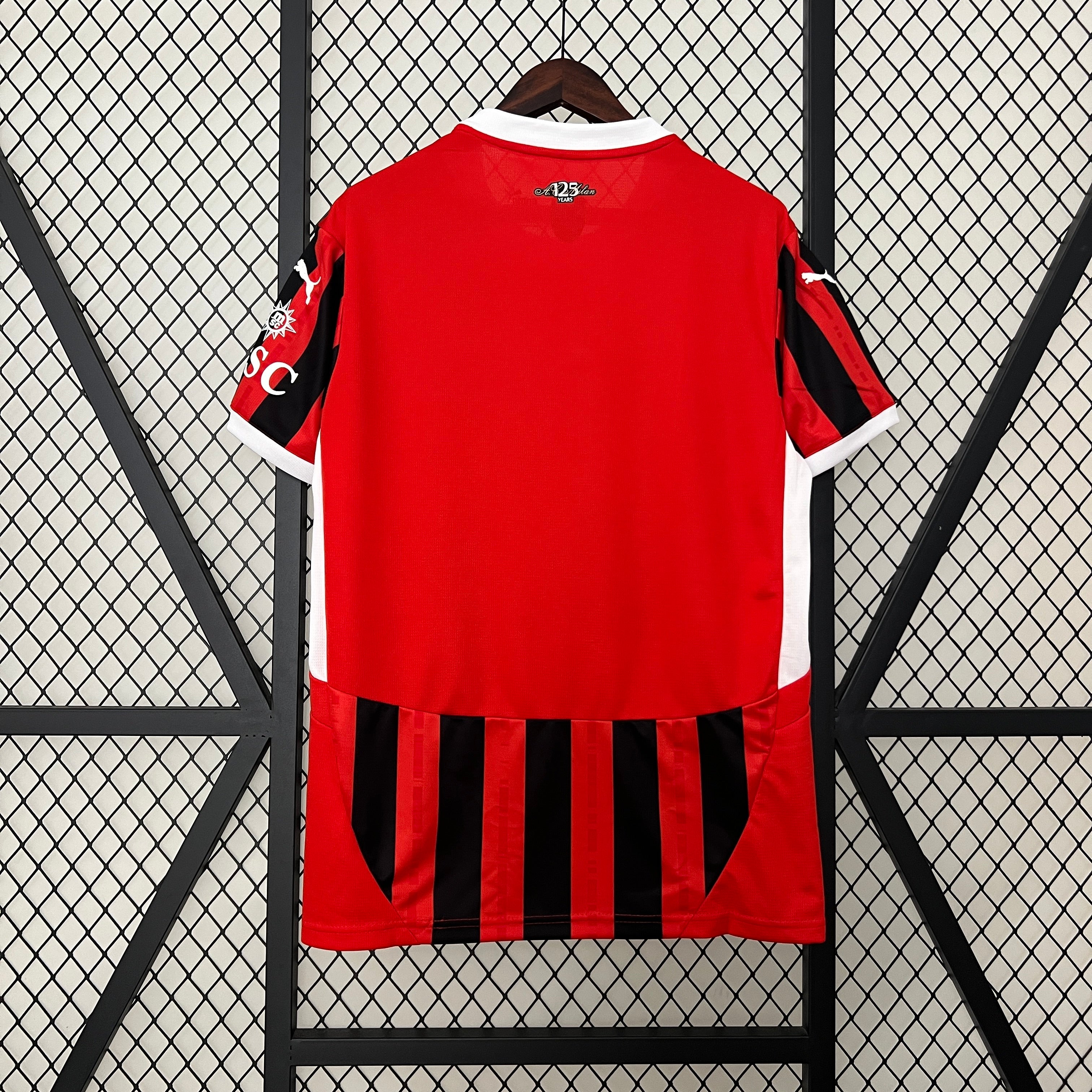 Camisola Principal AC Milan 2024/2025
