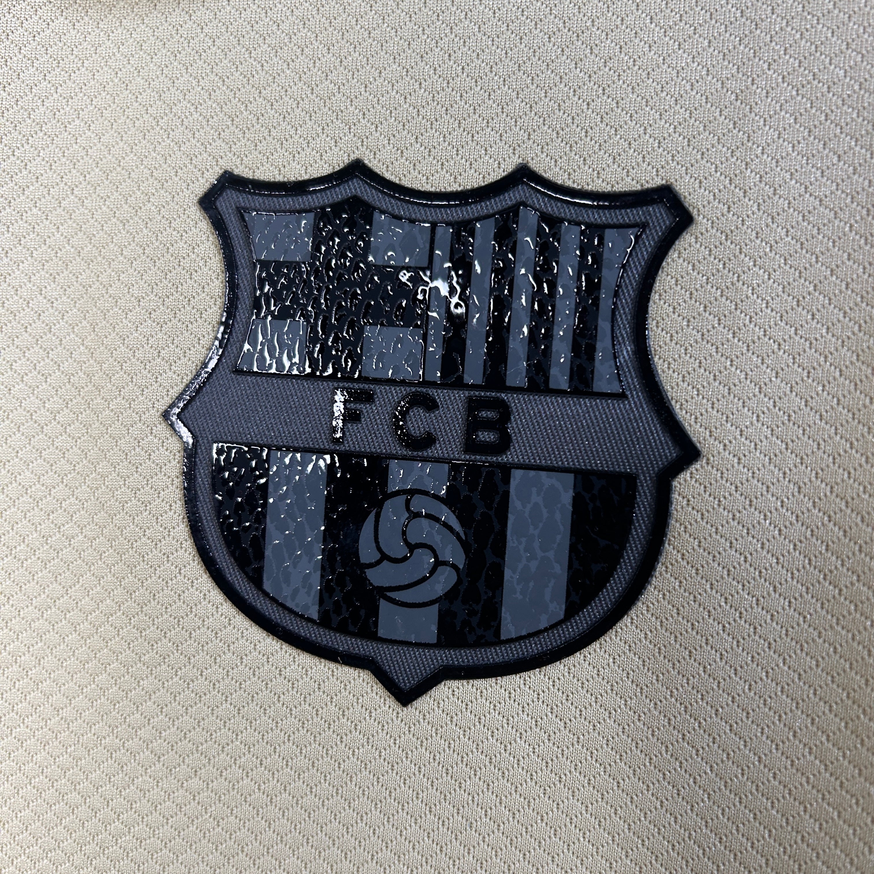 Camisola Alternativa Creme Barcelona 2025/2026