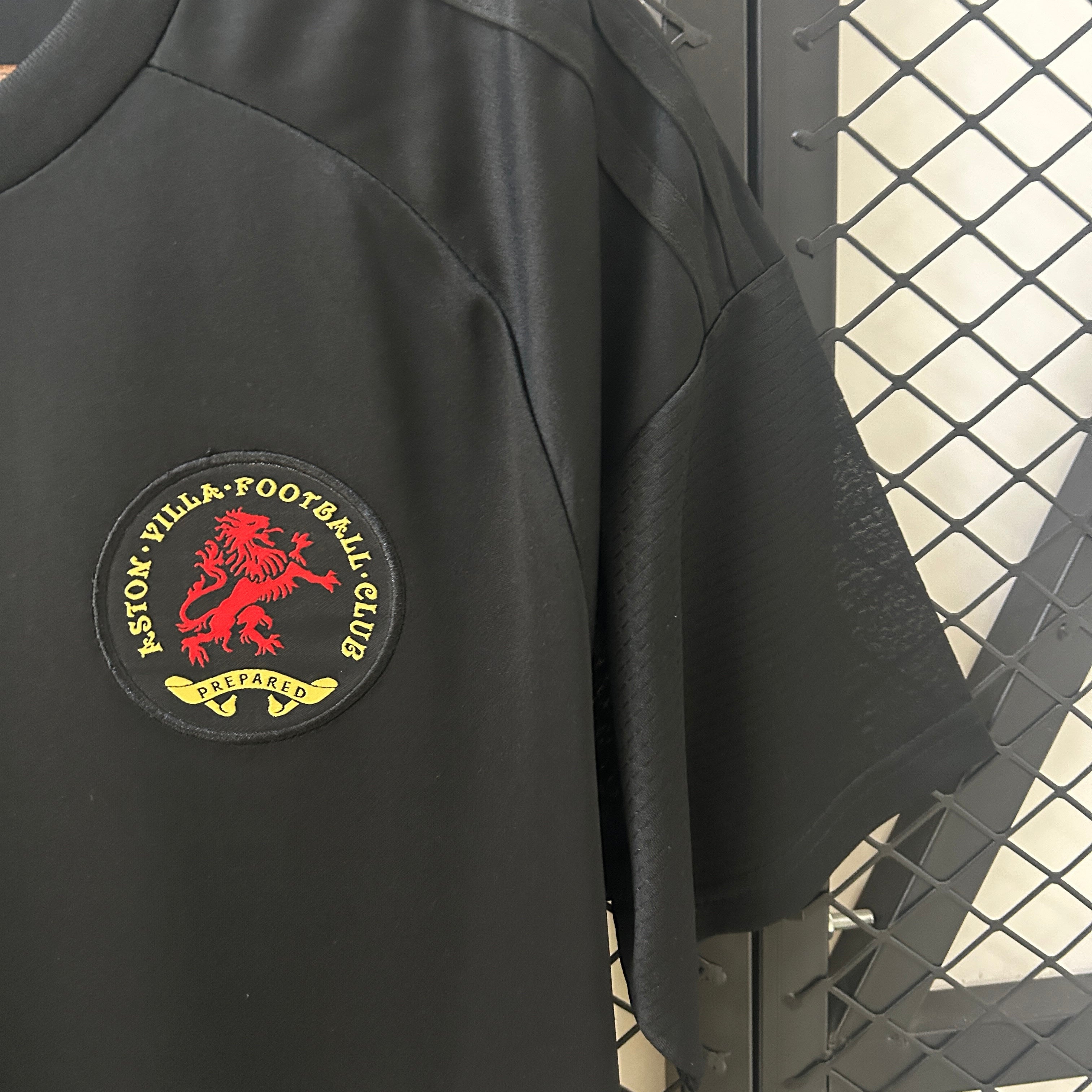 Camisola Edição Especial 125th Aniversário Aston Villa 2025/2026