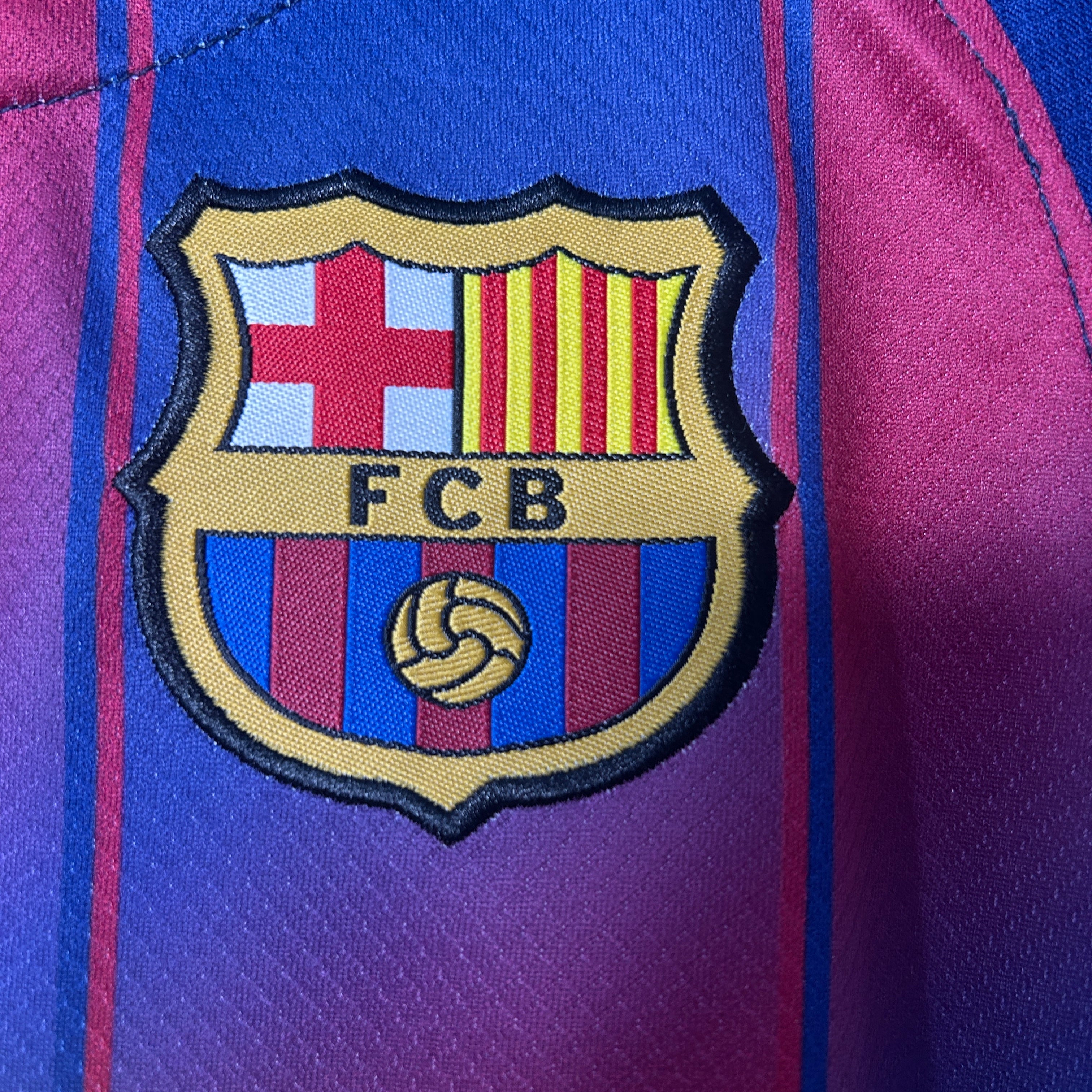 Kit Criança Principal Barcelona 2025/2026