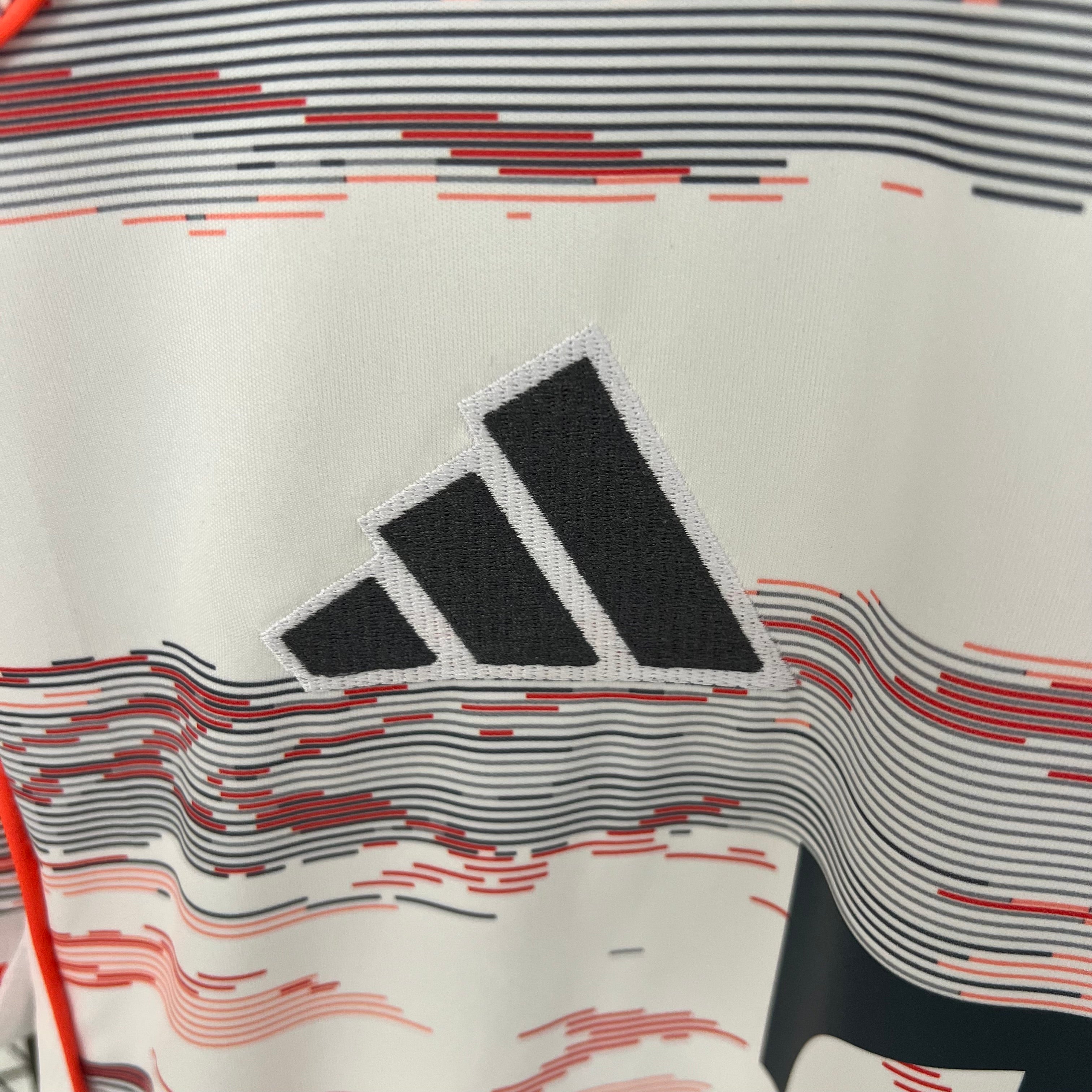 Camisola Alternativa Bayern Munique 2025/2026