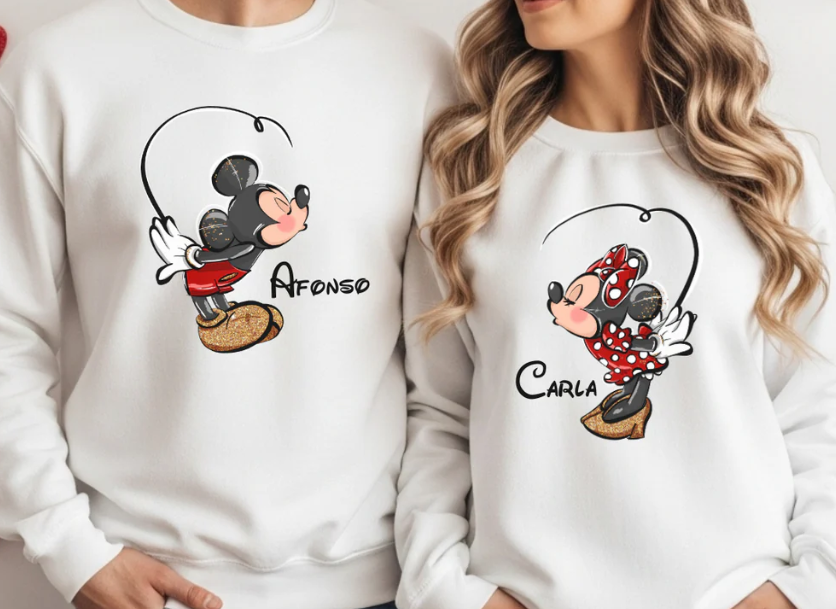 Conjunto de Casal Personalizado "Mickey & Minnie Kiss"