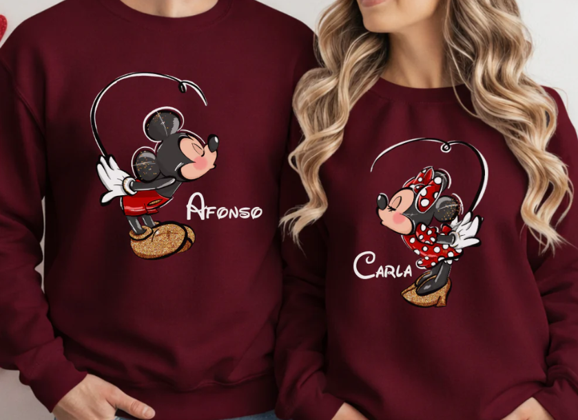 Conjunto de Casal Personalizado "Mickey & Minnie Kiss"