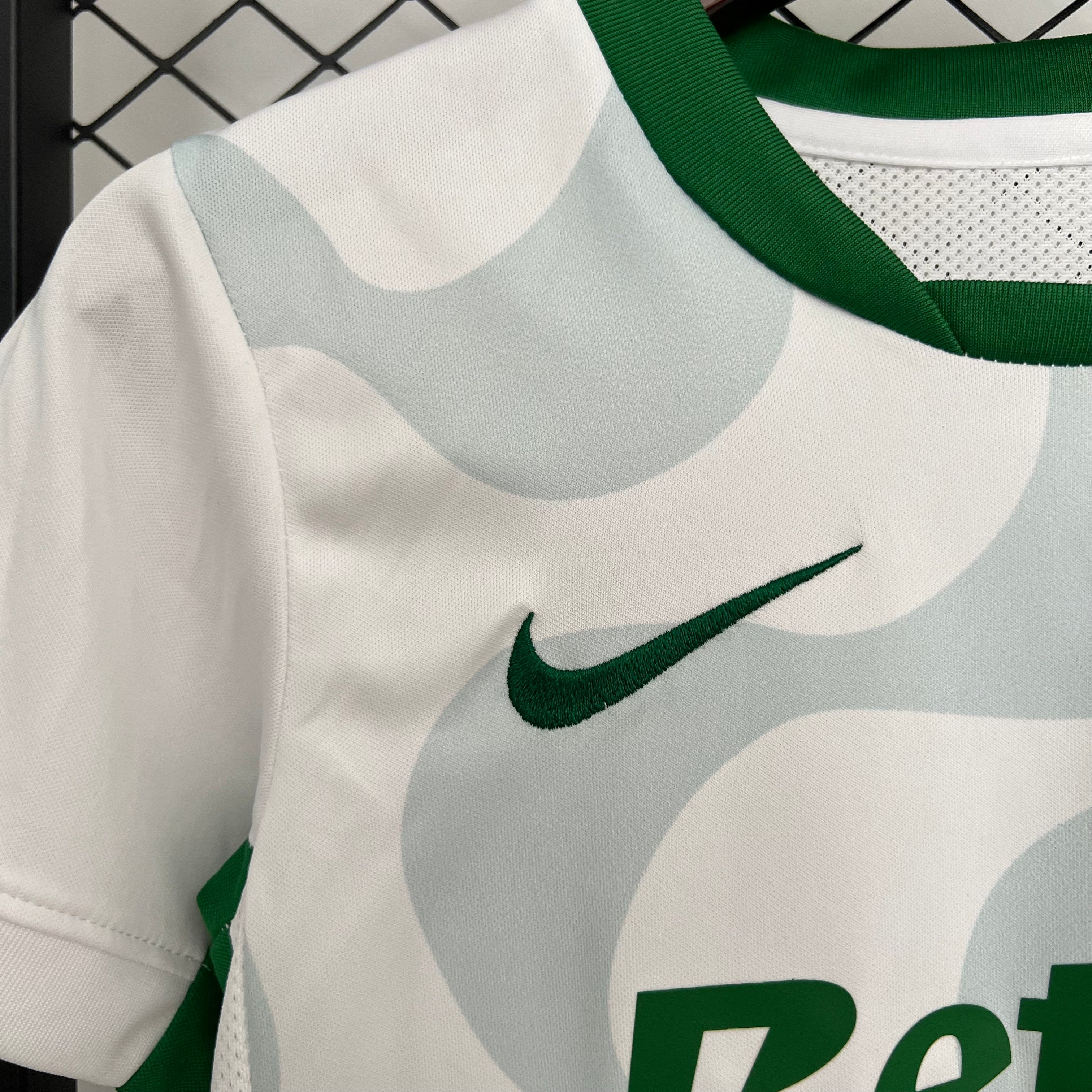 Kit Criança Alternativo Sporting CP 2025/2026
