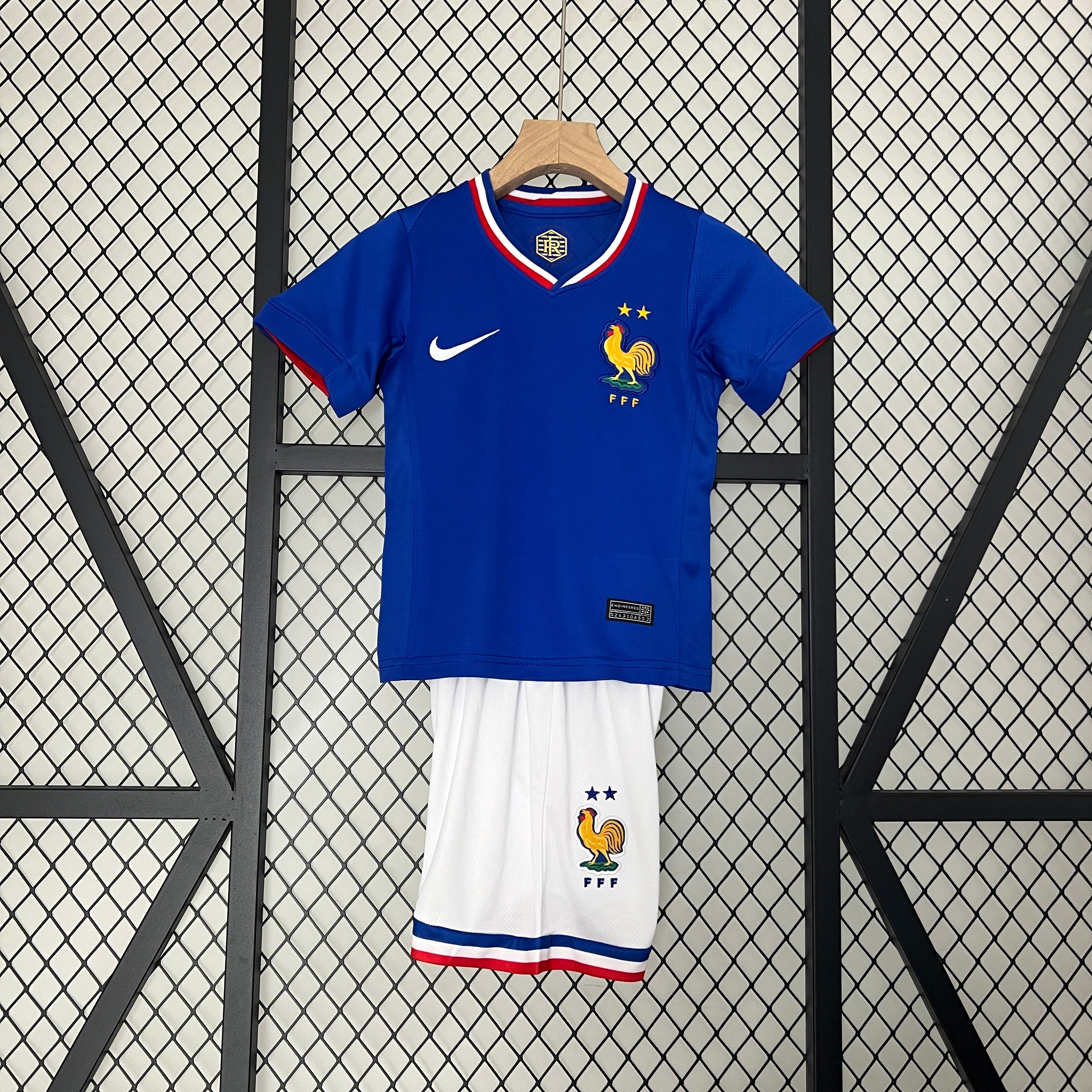 Kit Criança Principal França 2024