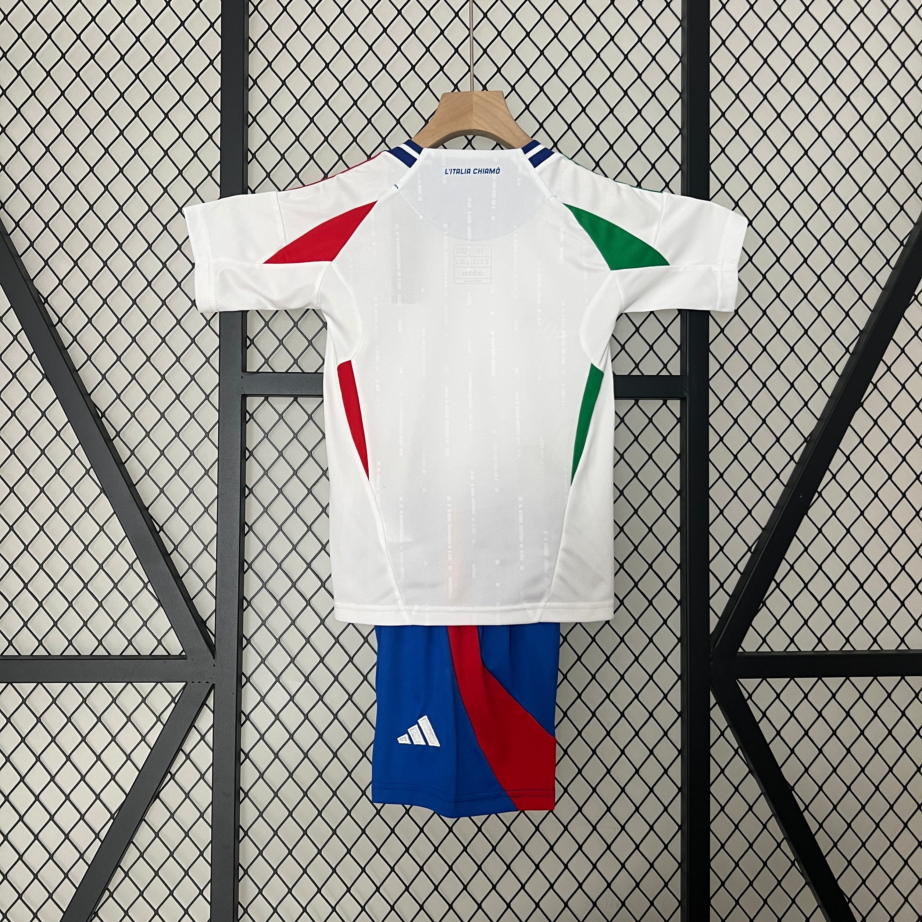 Kit Criança Alternativo Itália 2024