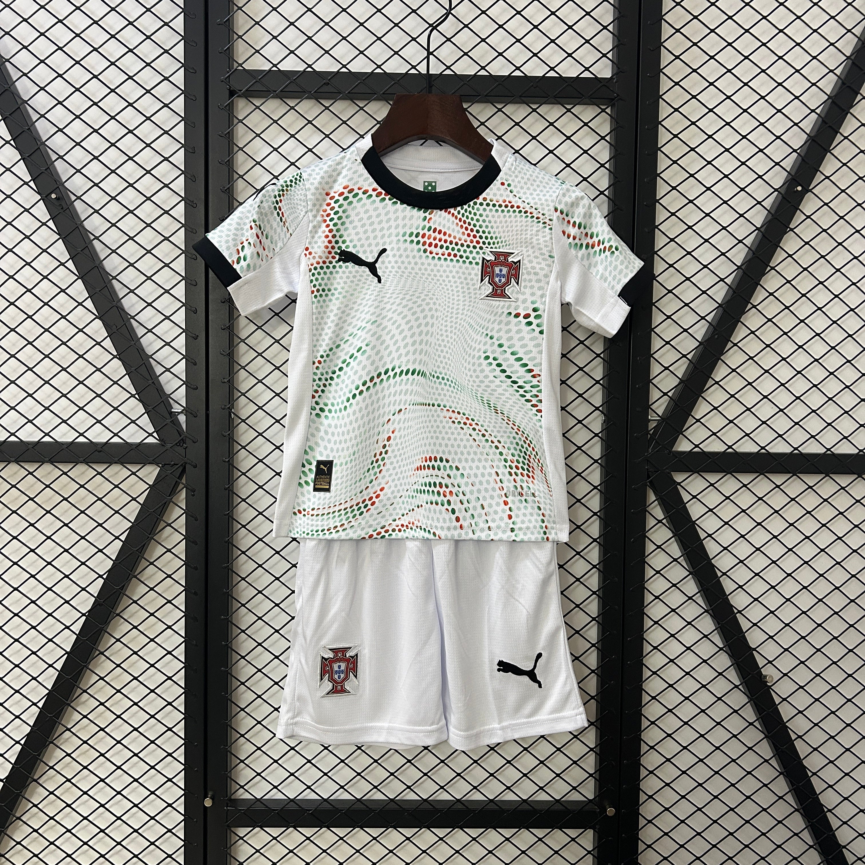 Kit Criança Alternativo Portugal 2025