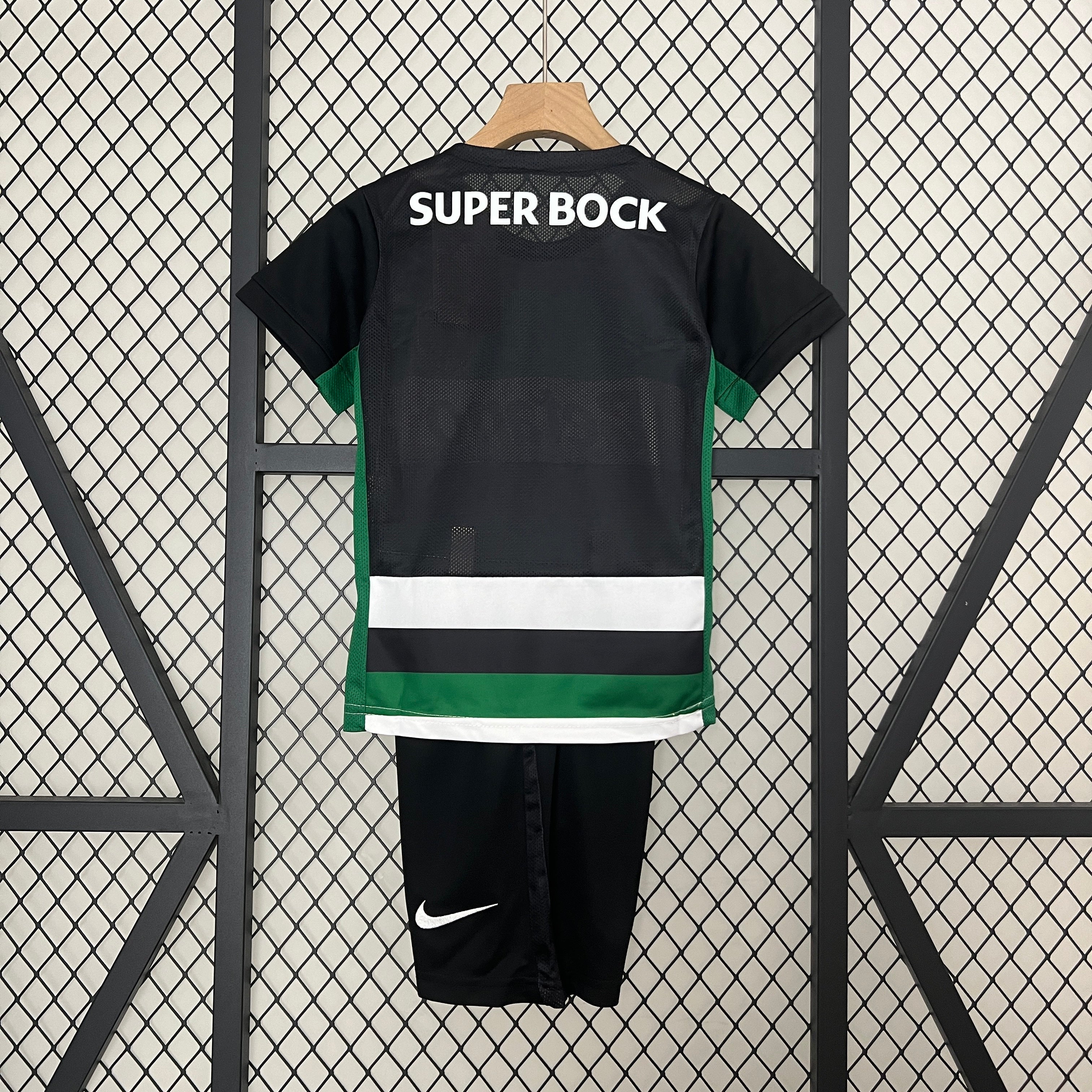 Kit Criança Principal Sporting CP 2024/2025