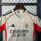 Kit Criança Alternativo Bege SL Benfica 2025/2026