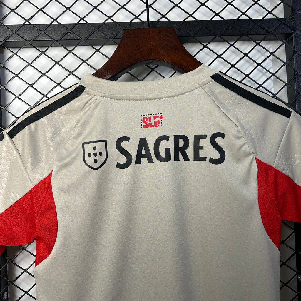 Kit Criança Alternativo Bege SL Benfica 2025/2026
