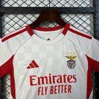 Kit Criança Alternativo Branco SL Benfica 2025/2026