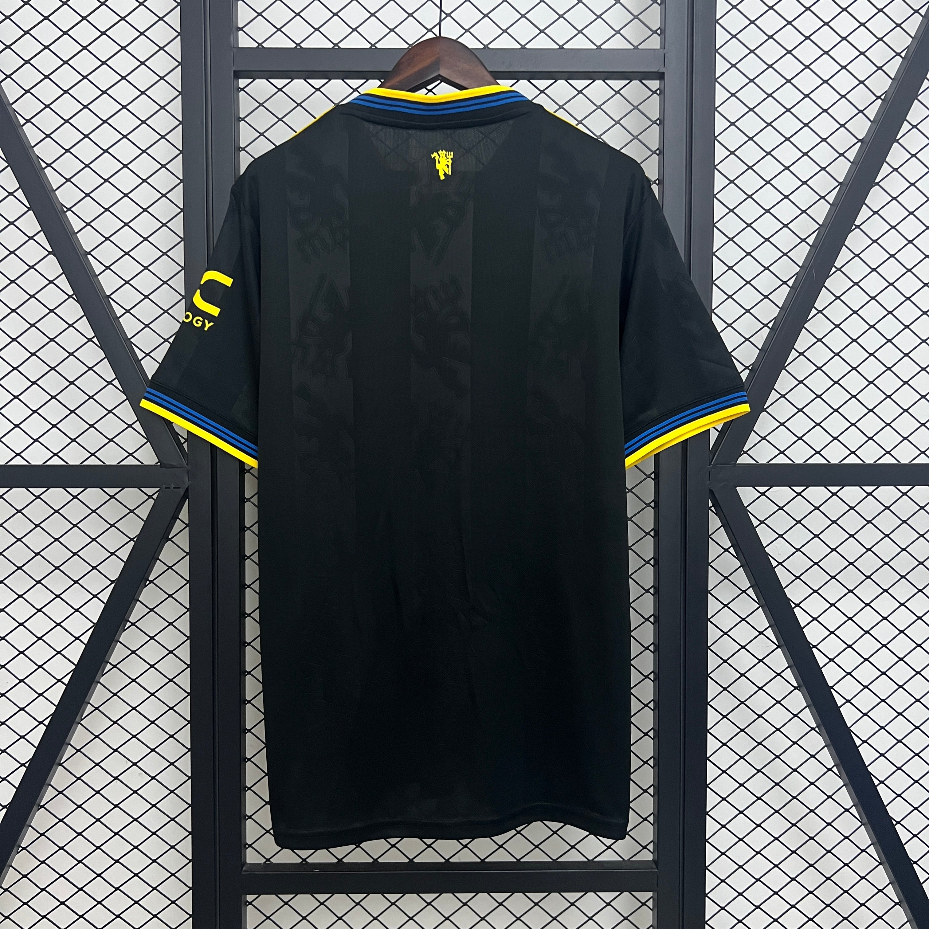 Camisola Alternativa Preta Manchester United 2025/2026