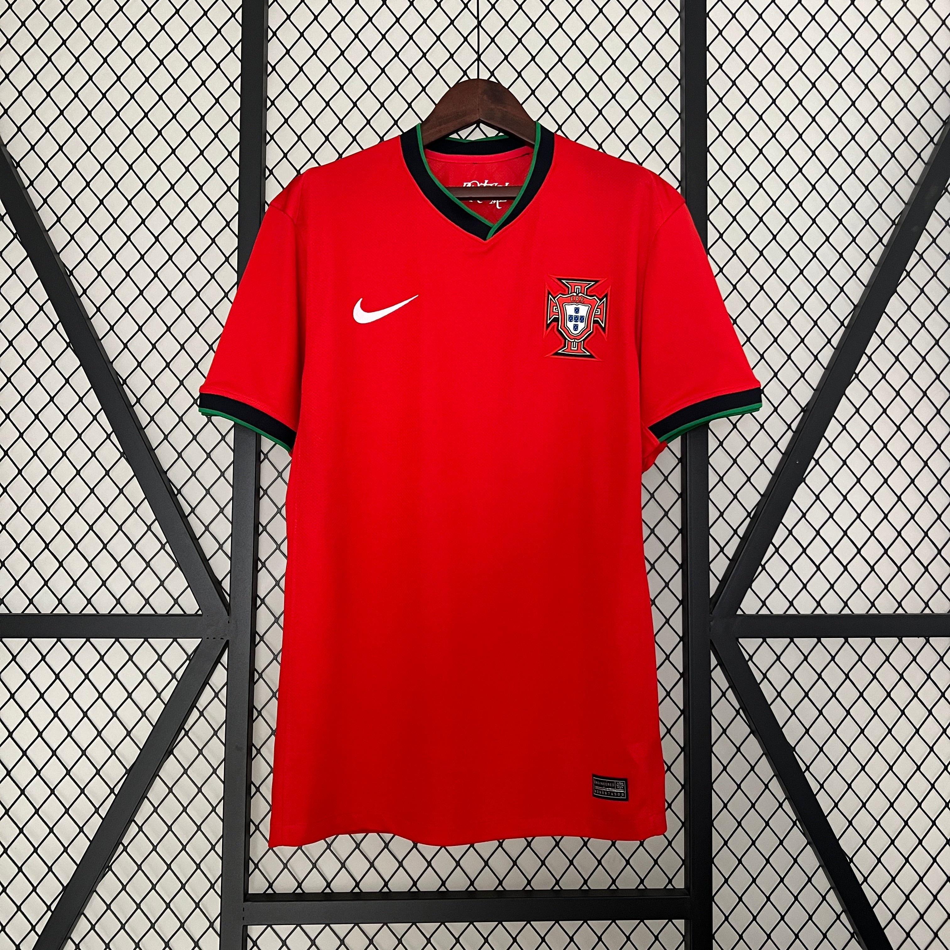 Camisola Portugal Principal 2024/2025