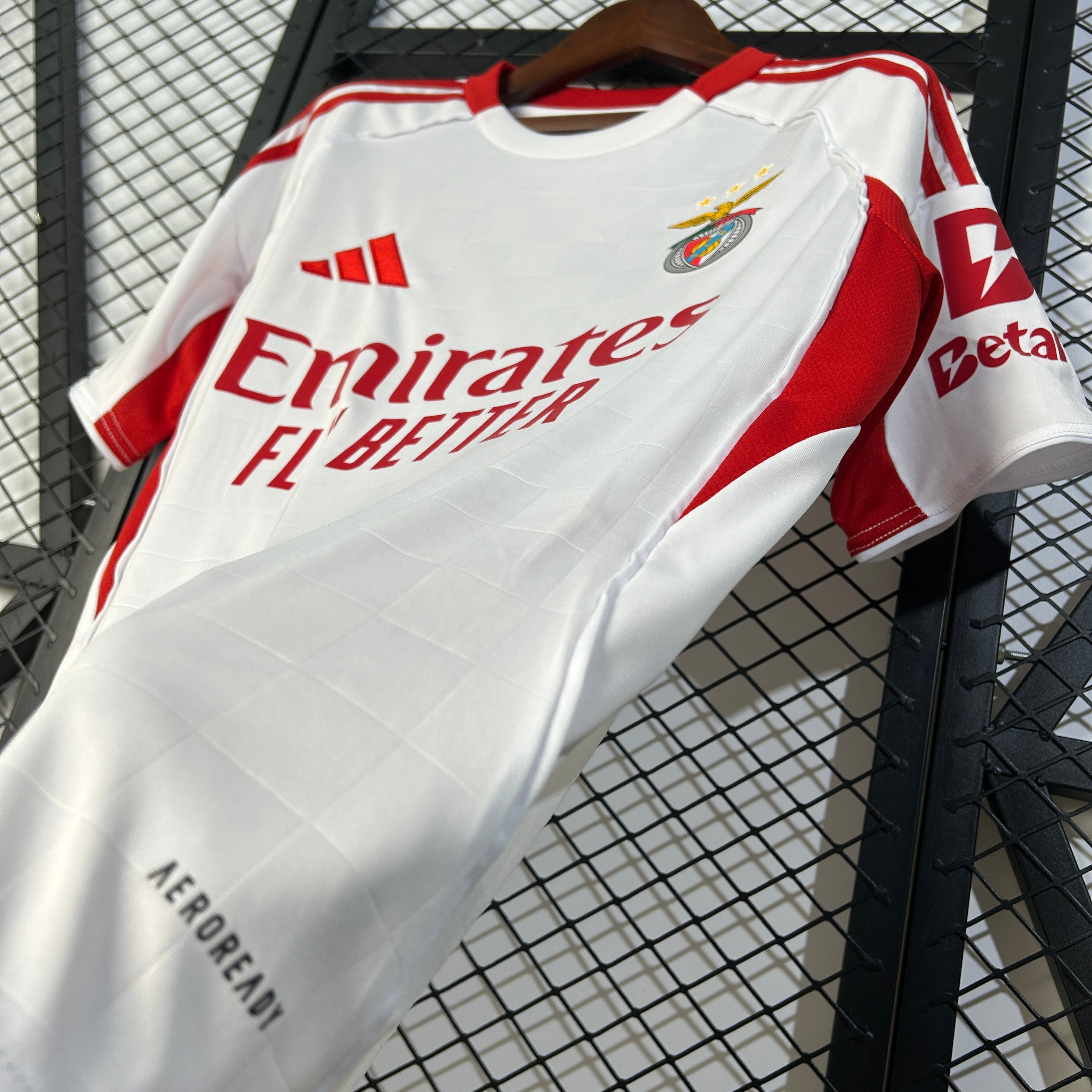 Camisola Alternativa Branca SL Benfica 2025/2026