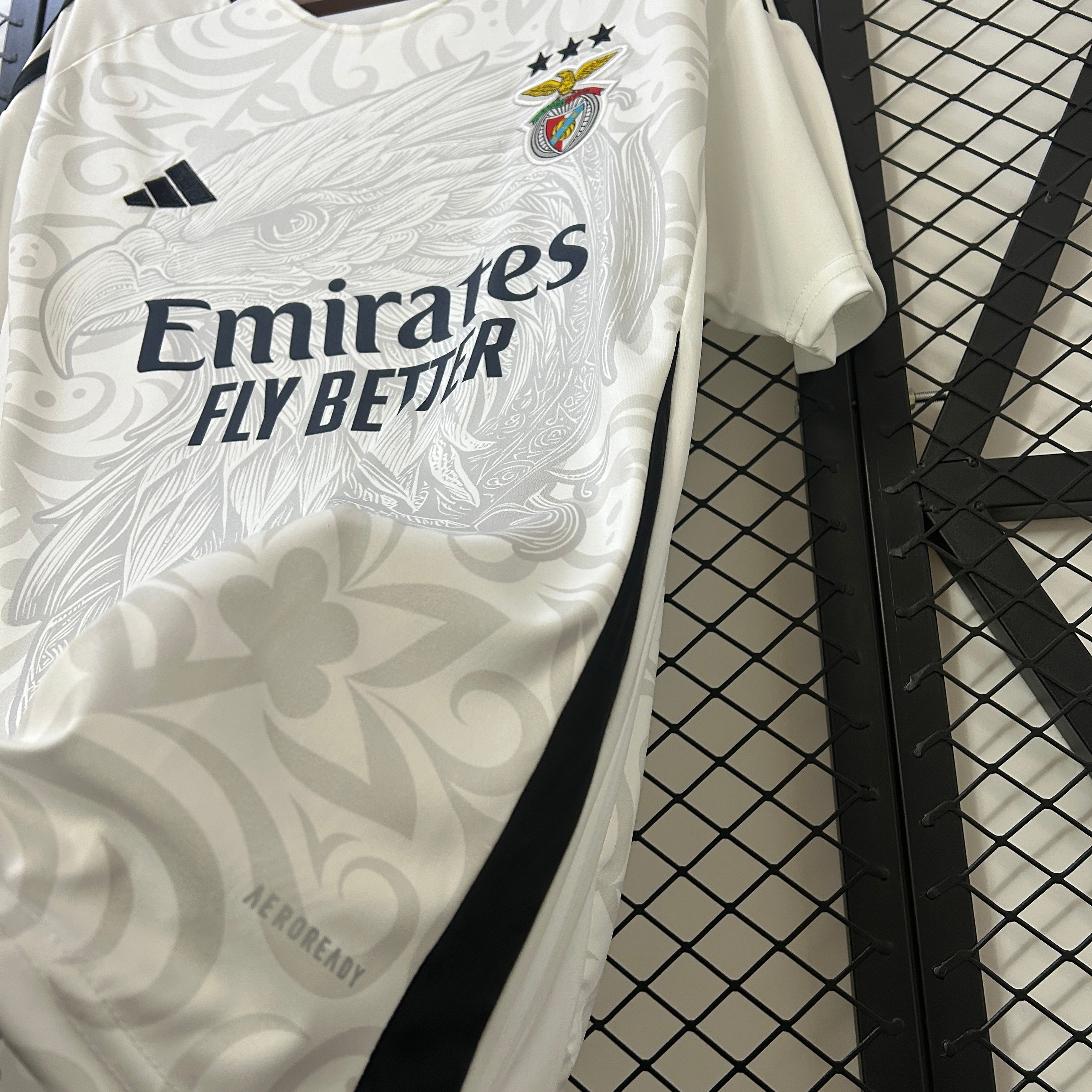Camisola Aquecimento SL Benfica 2025/2026