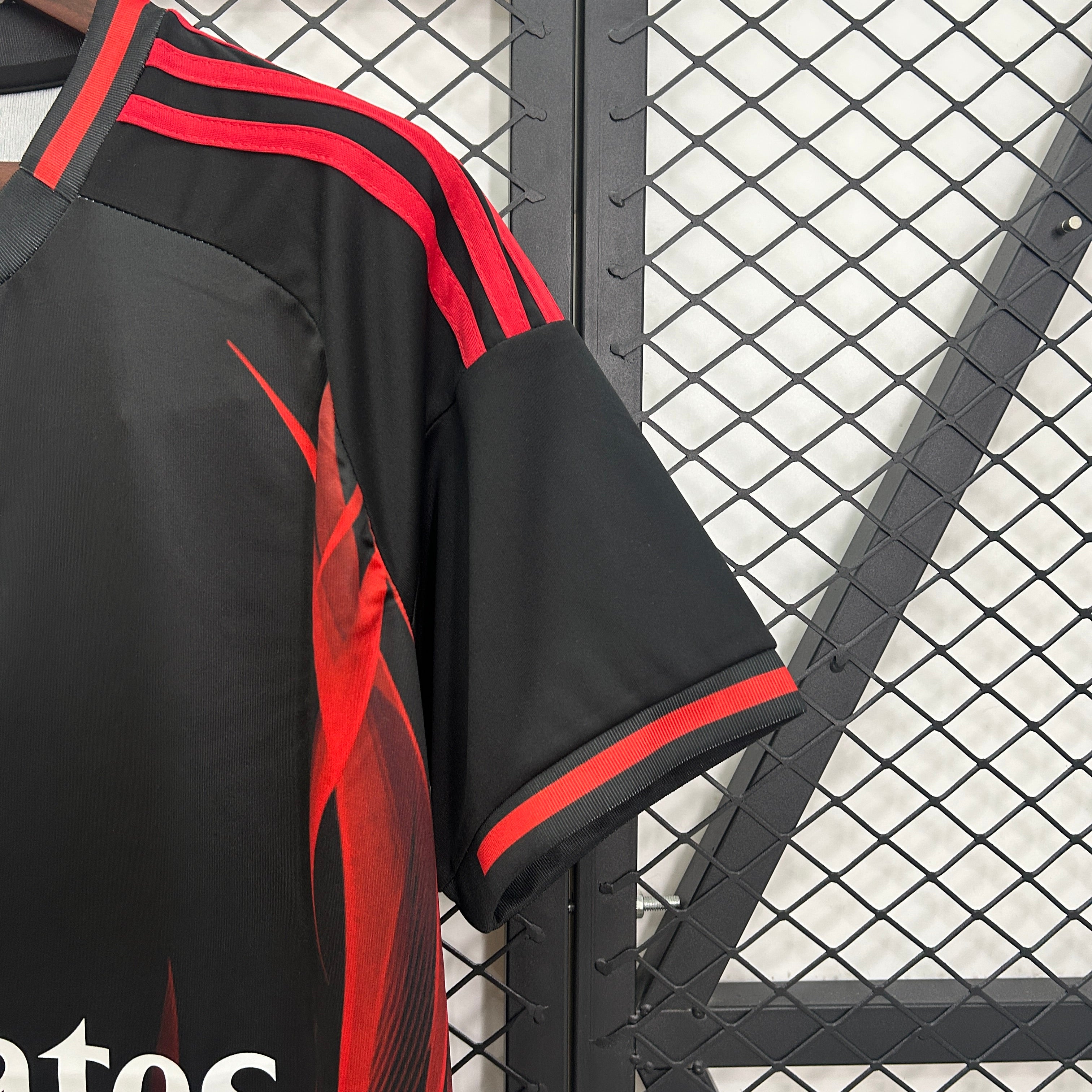Camisola Edição Especial Preta SL Benfica 2025/2026