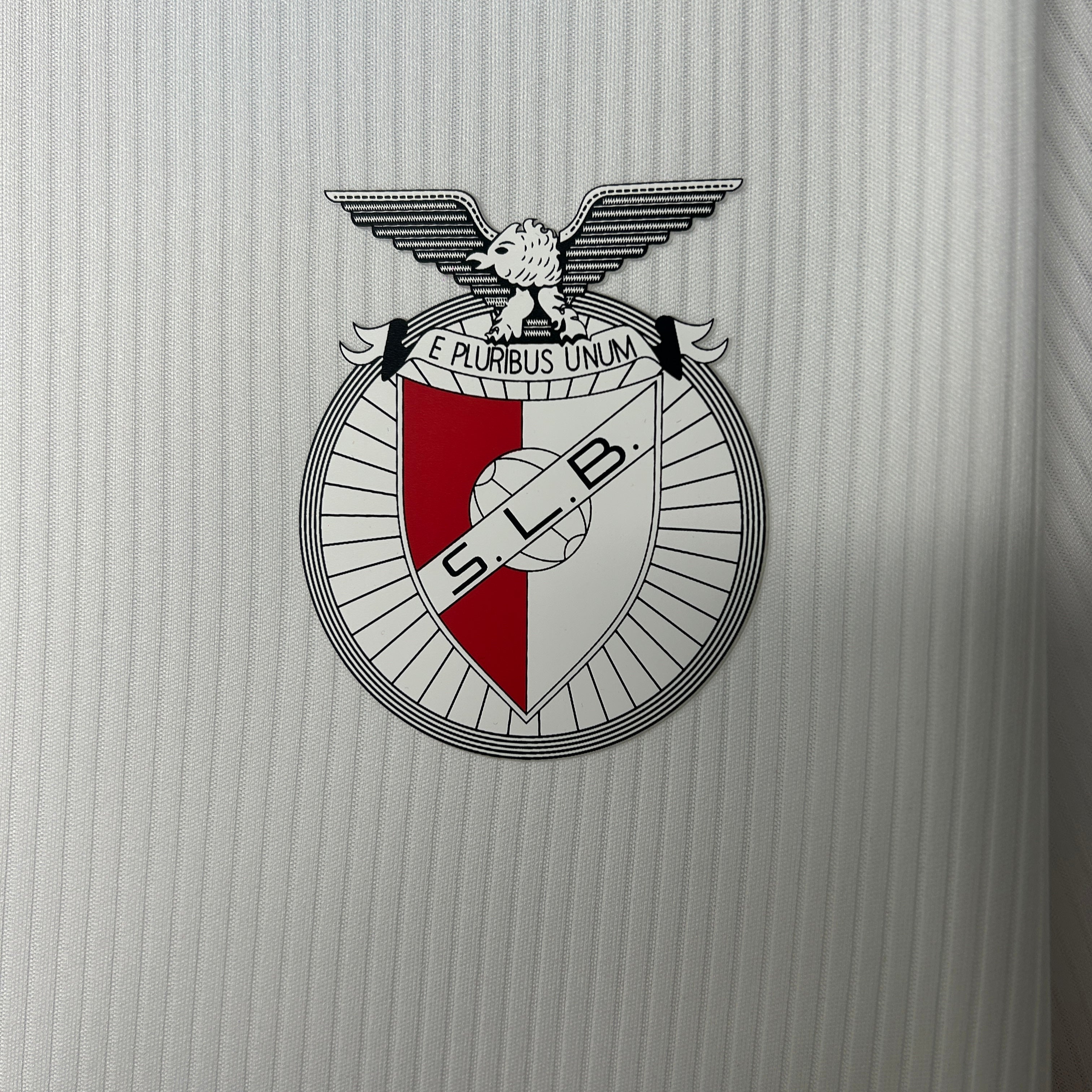 Camisola Retro Old SL Benfica 2025/2026