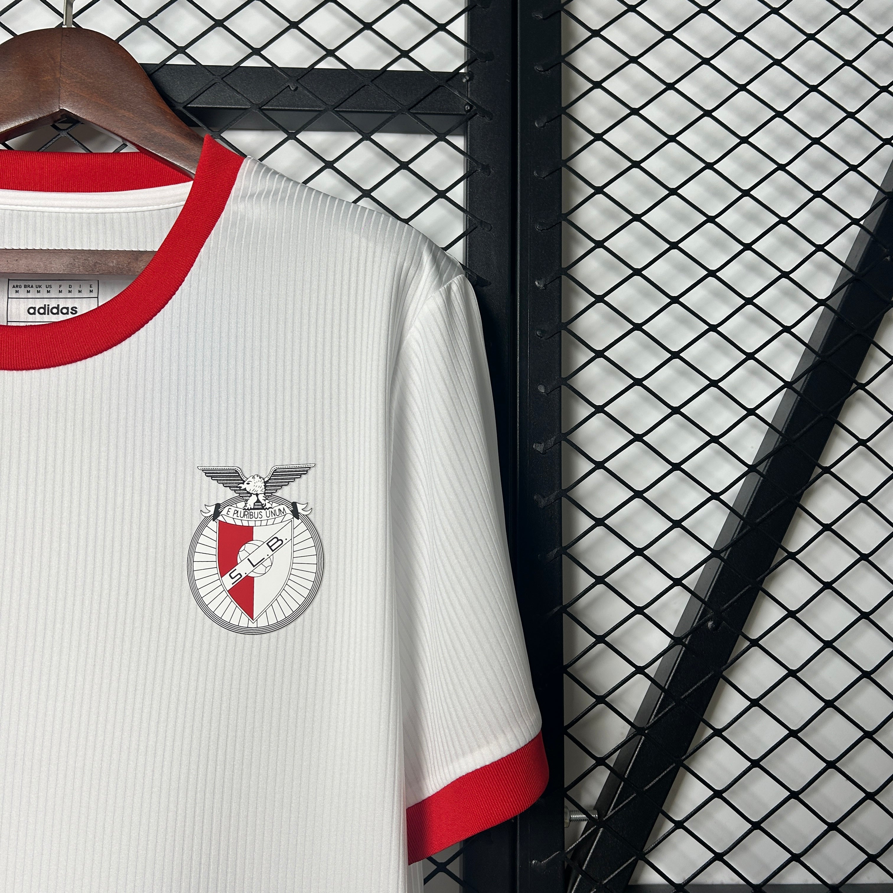 Camisola Retro Old SL Benfica 2025/2026